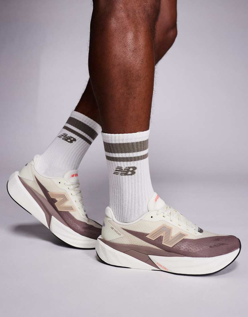 New Balance - FuelCell Rebel V5 - Lauf-Sneaker für Herren in Braun und Beige-Neutral