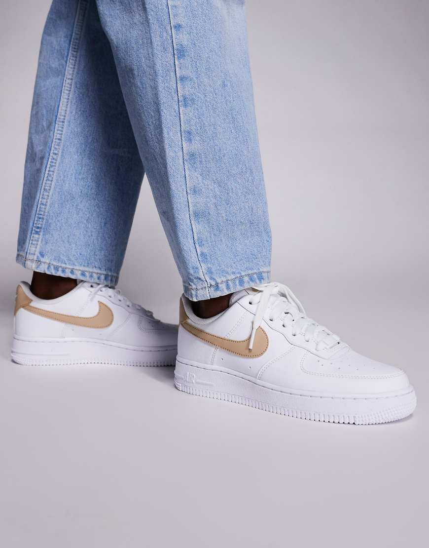 Nike - Air Force 1 '07 NN - Sneaker in Weiß und Beige
