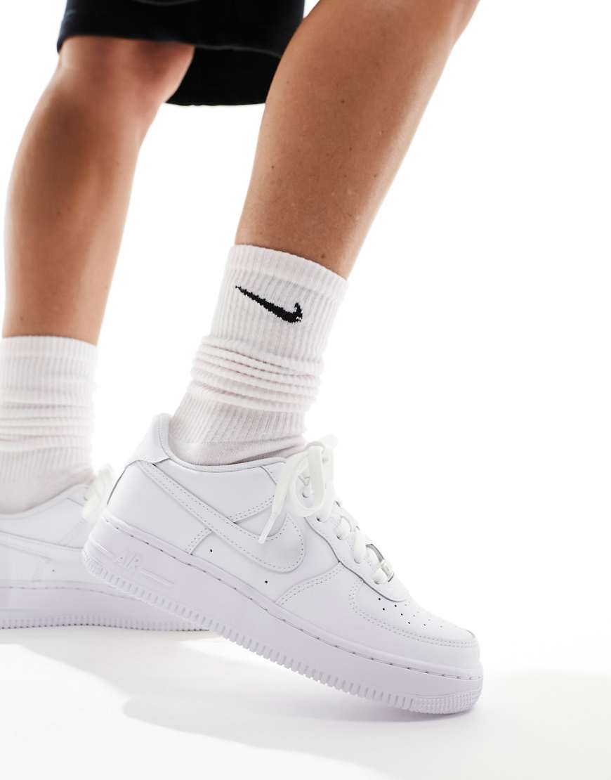 Nike - Air Force 1 '07 - Unisex-Sneaker in Triple White-Weiß