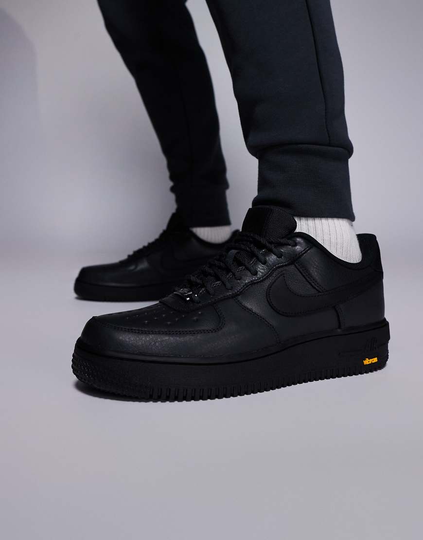 Nike - Air Force 1 Gore-Tex Vibram - Schuhe in Schwarz
