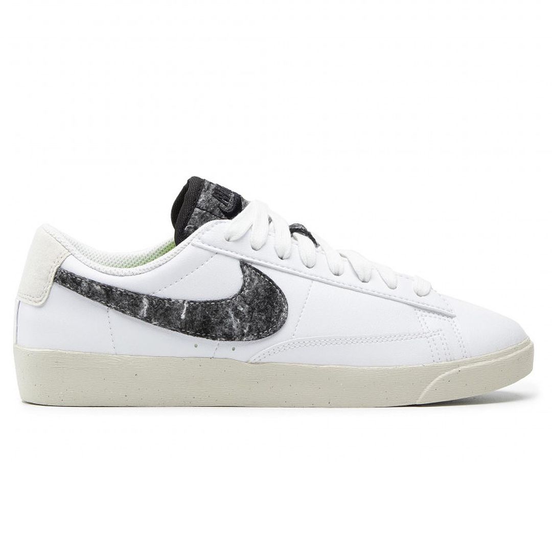 Nike Blazer Low SE Lace-Up Wit Leer Damestrainers DA4934 100 - maat EU 36.5 / UK 3.5