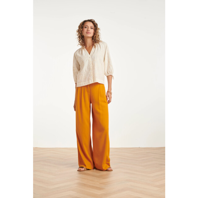 Smashed Lemon Luchtige off- blouse met sierlijk borduurwerk |