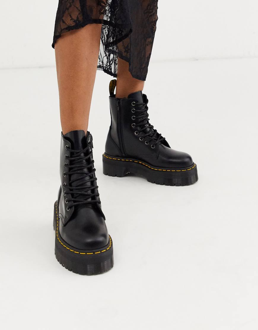 Dr. Martens - Jadon - Stiefel aus glattem Leder mit Plateausohle und 8 Ösen-Schwarz