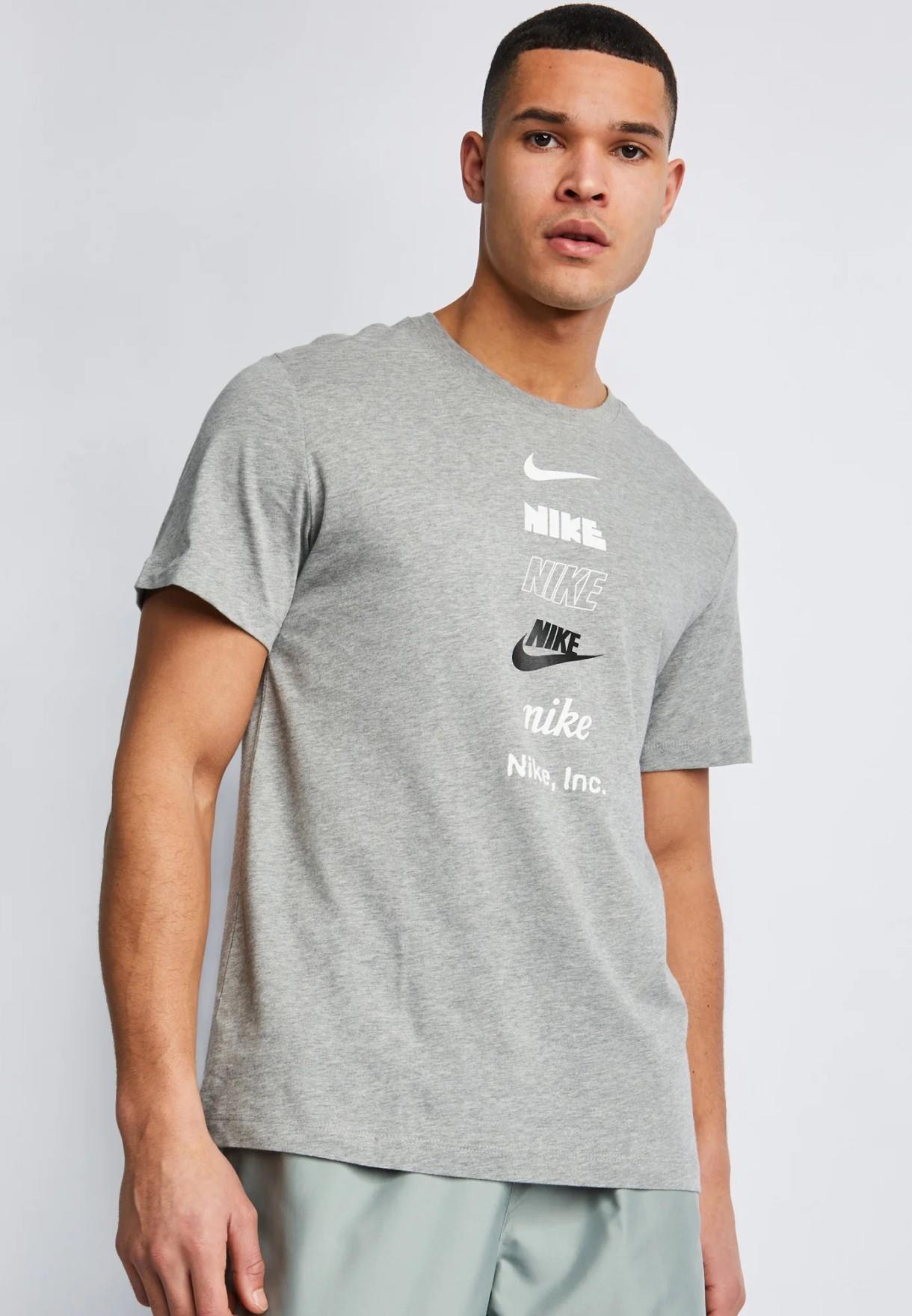 Nike Stack Logo Heren T-shirt in grijs