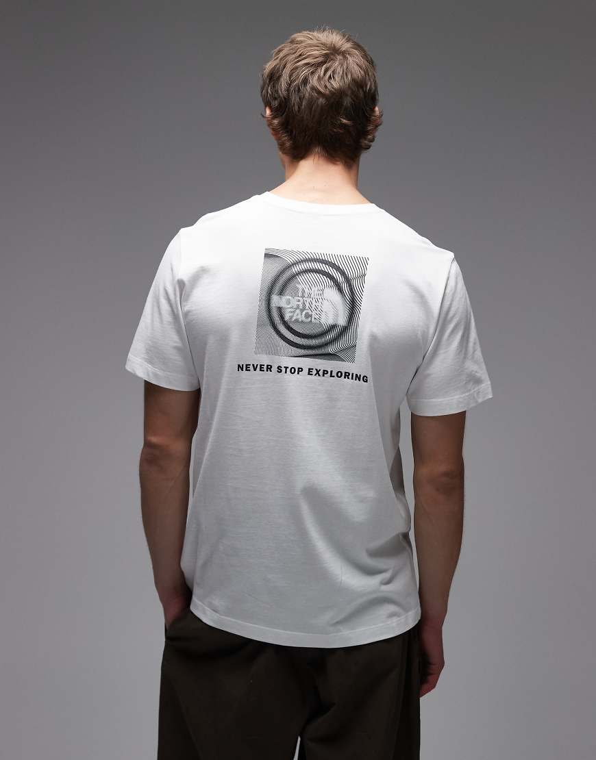 The North Face - Box NSE Energy - T-Shirt in Weiß mit Rückenprint