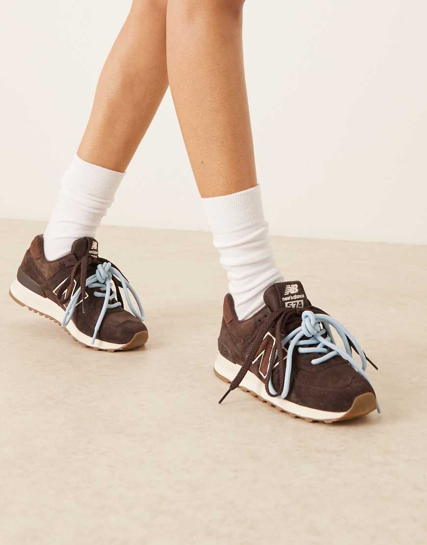 New Balance - 574 - Sneaker aus Wildleder in Braun mit doppelter Schnürung-Brown