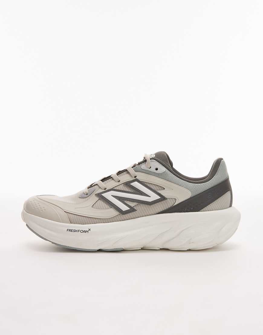 New Balance - TRN - Sneaker in Wollweiß und Beige