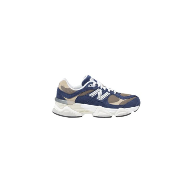 New Balance Women sneakers
