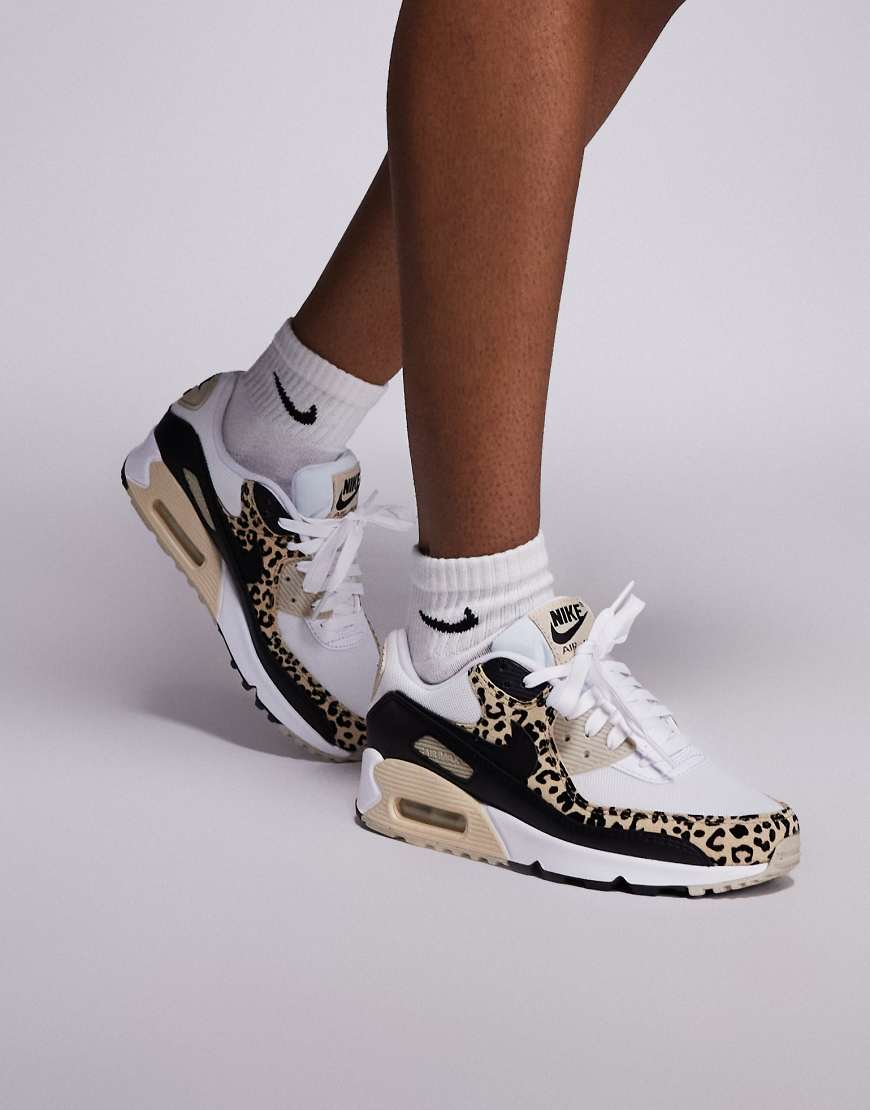 Nike - Air Max 90 - Sneaker in Schwarz und mit Leopardenmuster