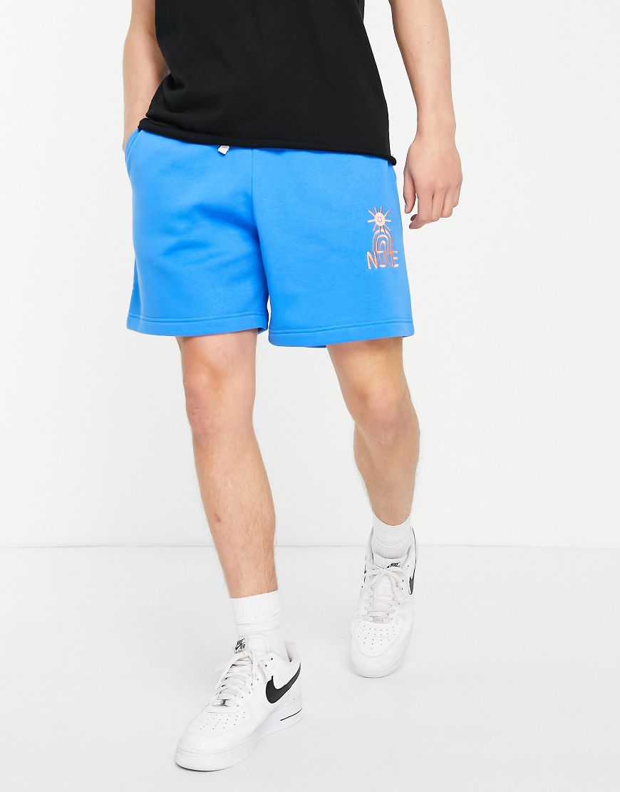 Nike - Have A Nike Day - Shorts in Blau mit Logo