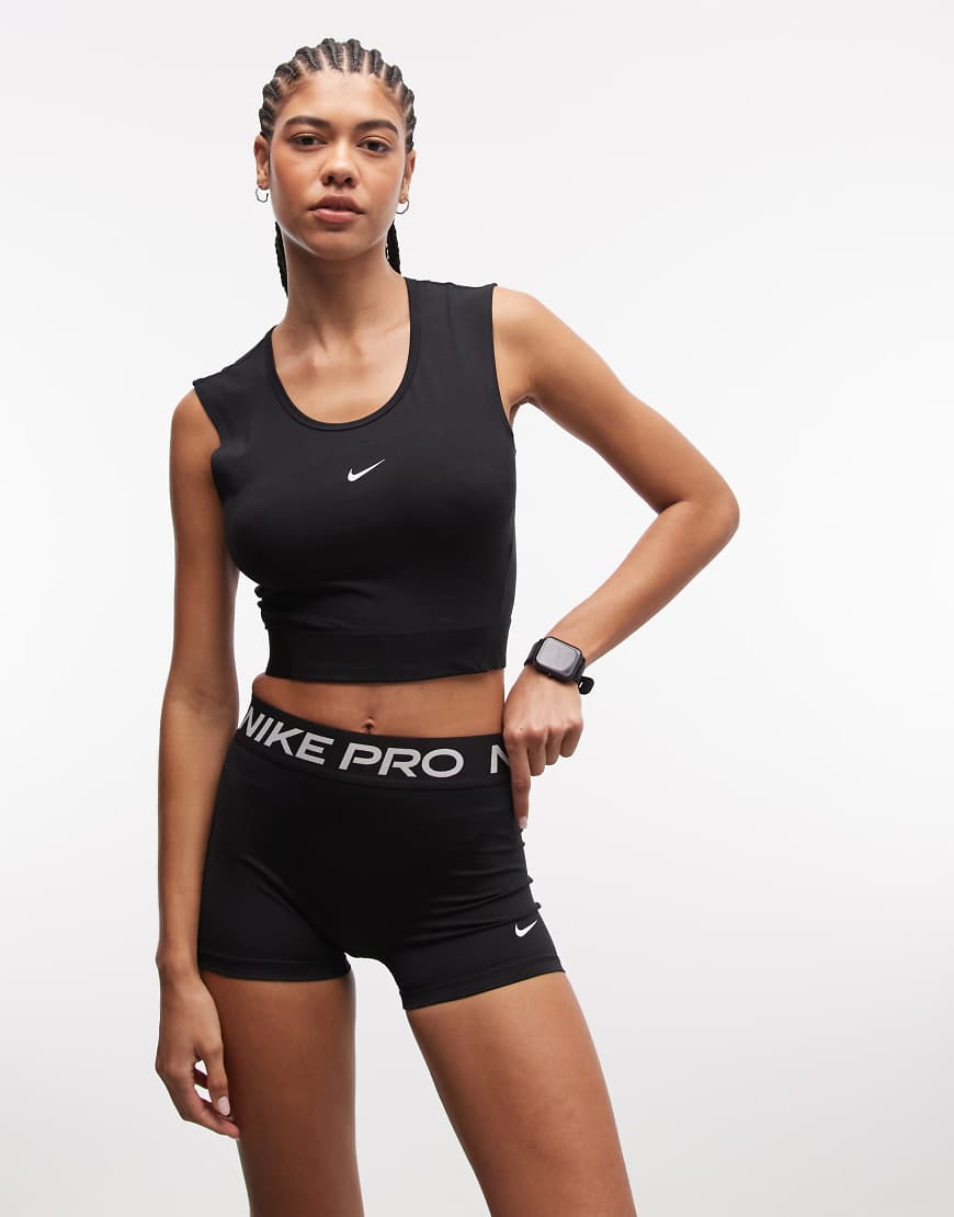 Nike - Pro Training Dri-FIT 365 - Shorts in Schwarz mit mittelhohem Bund, 3 Zoll Schrittlänge
