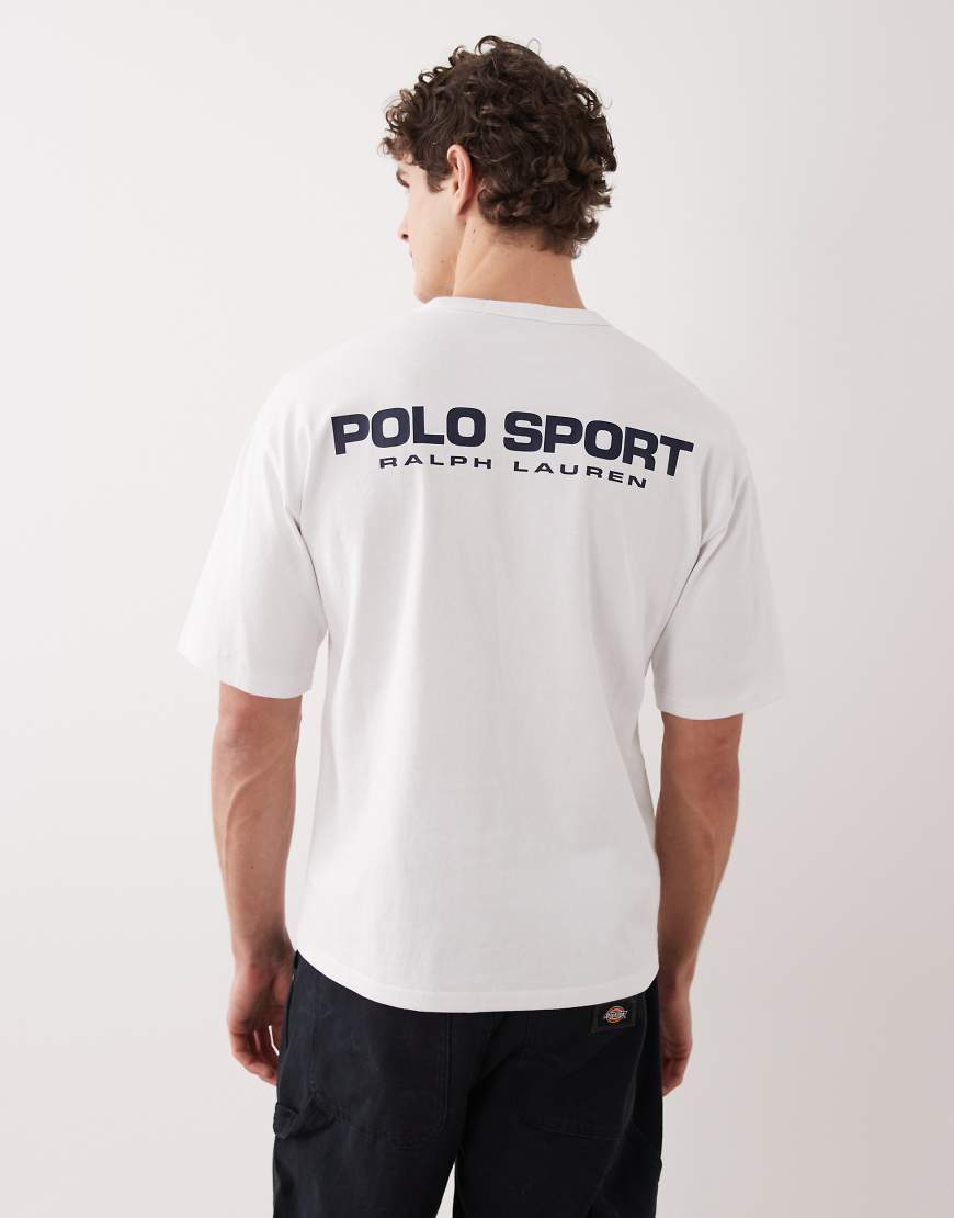 Polo Ralph Lauren - Sport - Schweres Relaxed-Fit-T-Shirt in Weiß mit Rückenprint