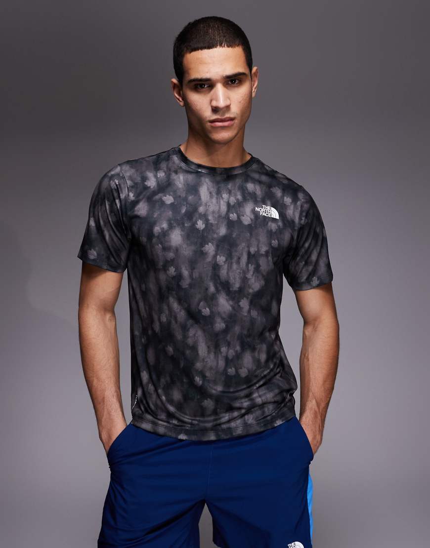 The North Face - Pentadome 24/7 - T-Shirt in Schwarz mit Print, Präge-Effekt und Logo