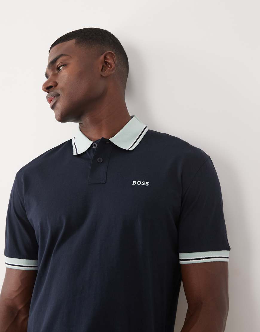 Hugo Boss - Locker geschnittenes T-Shirt in Dunkelblau mit Kragen