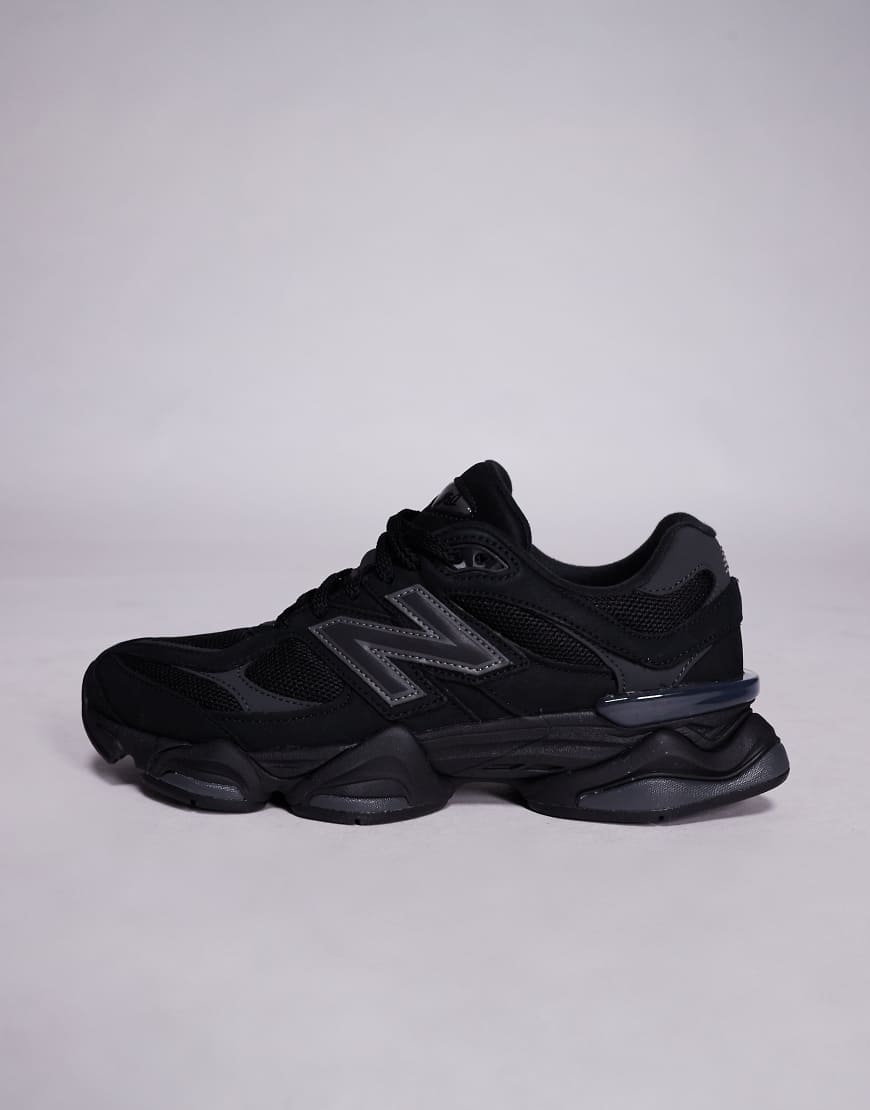 New Balance - 9060 - Unisex - Sneakers in Schwarz