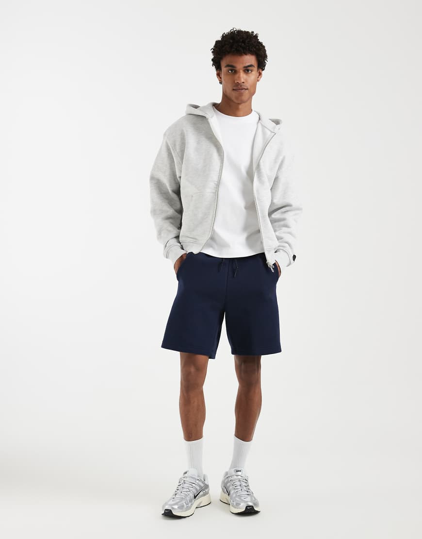 Nike - Tech Fleece - Strick-Shorts in Marineblau-Navy