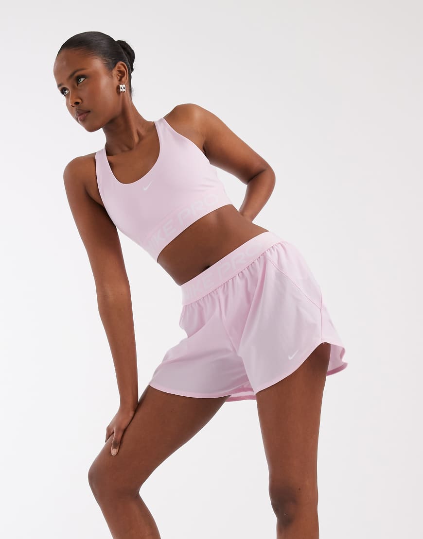 Nike Training - Pro Dri-FIT 365 - Shorts in Babyrosa, 3 Zoll Schrittlänge