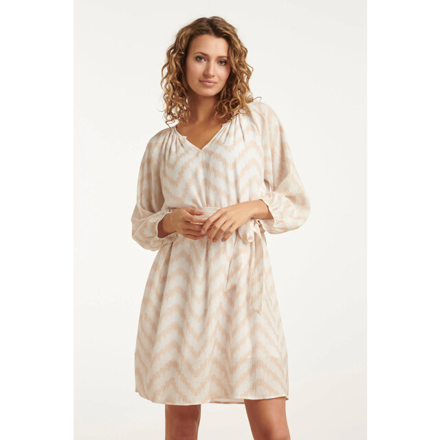 Smashed Lemon 25014 zachtevloeiende 3/4 mouw jurk met zigzag print |